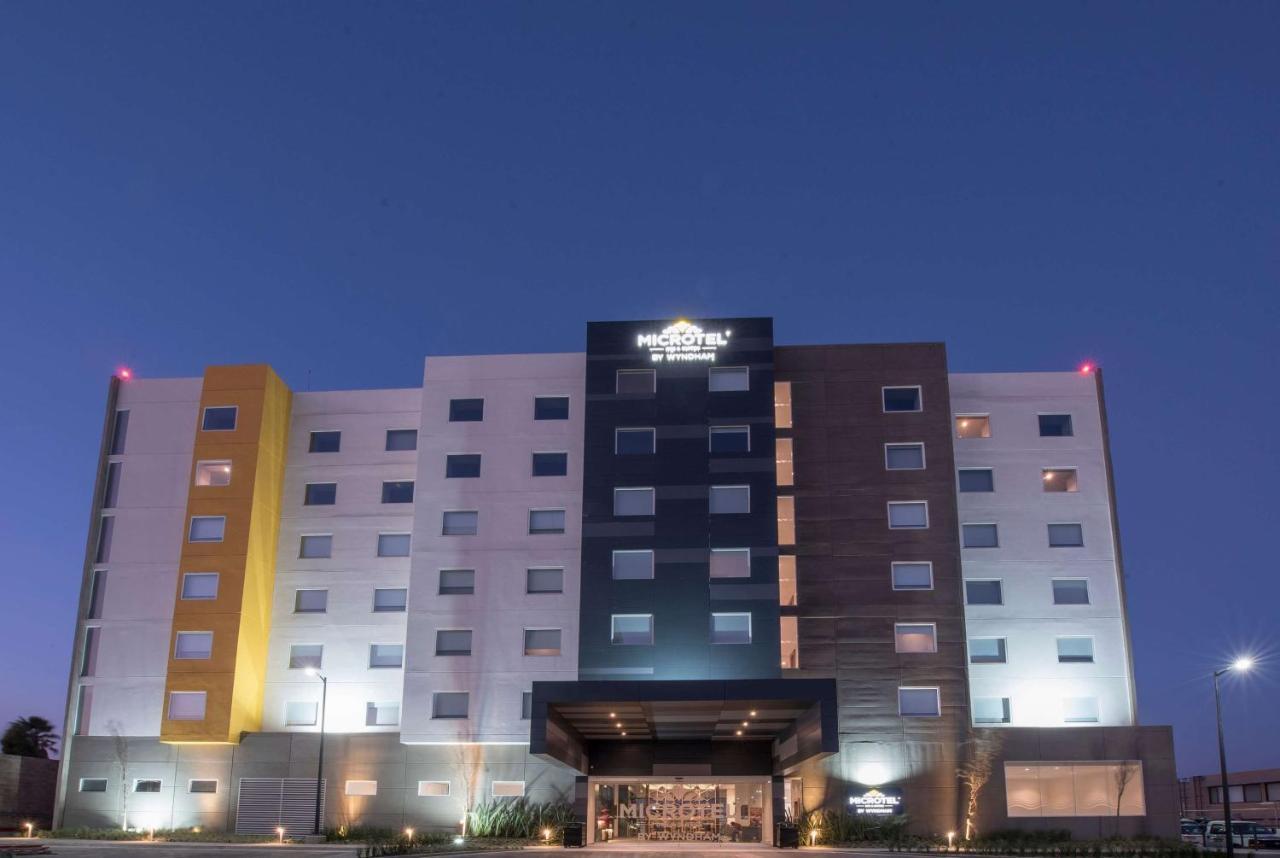 Microtel Inn & Suites By Wyndham Guadalajara Sur Eksteriør billede